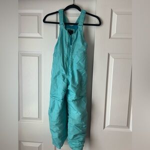 All in Motion (Target brand) snow ❄️ suit/bib, size 6/6x. Teal blue.
